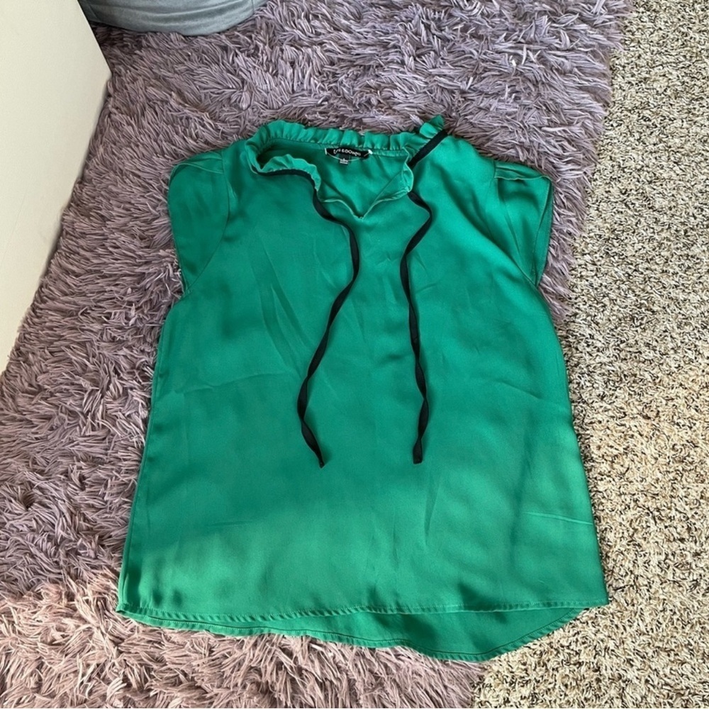 Size Large Ladies's Bundle - Picture 3 of 8